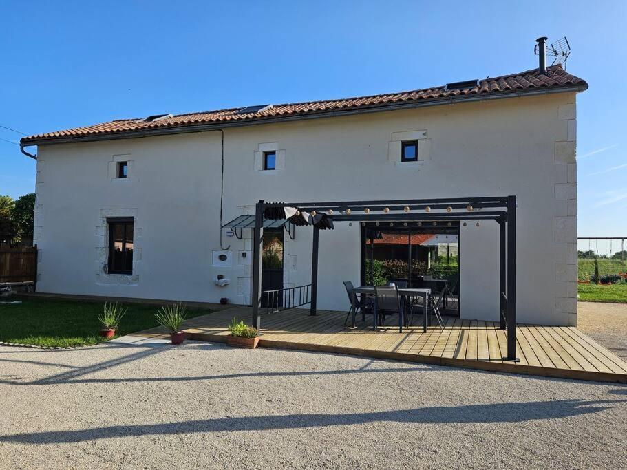 Maison Poitevine 9/10 Personnes Chaunay Exterior foto