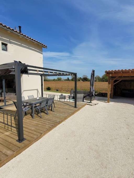 Maison Poitevine 9/10 Personnes Chaunay Exterior foto